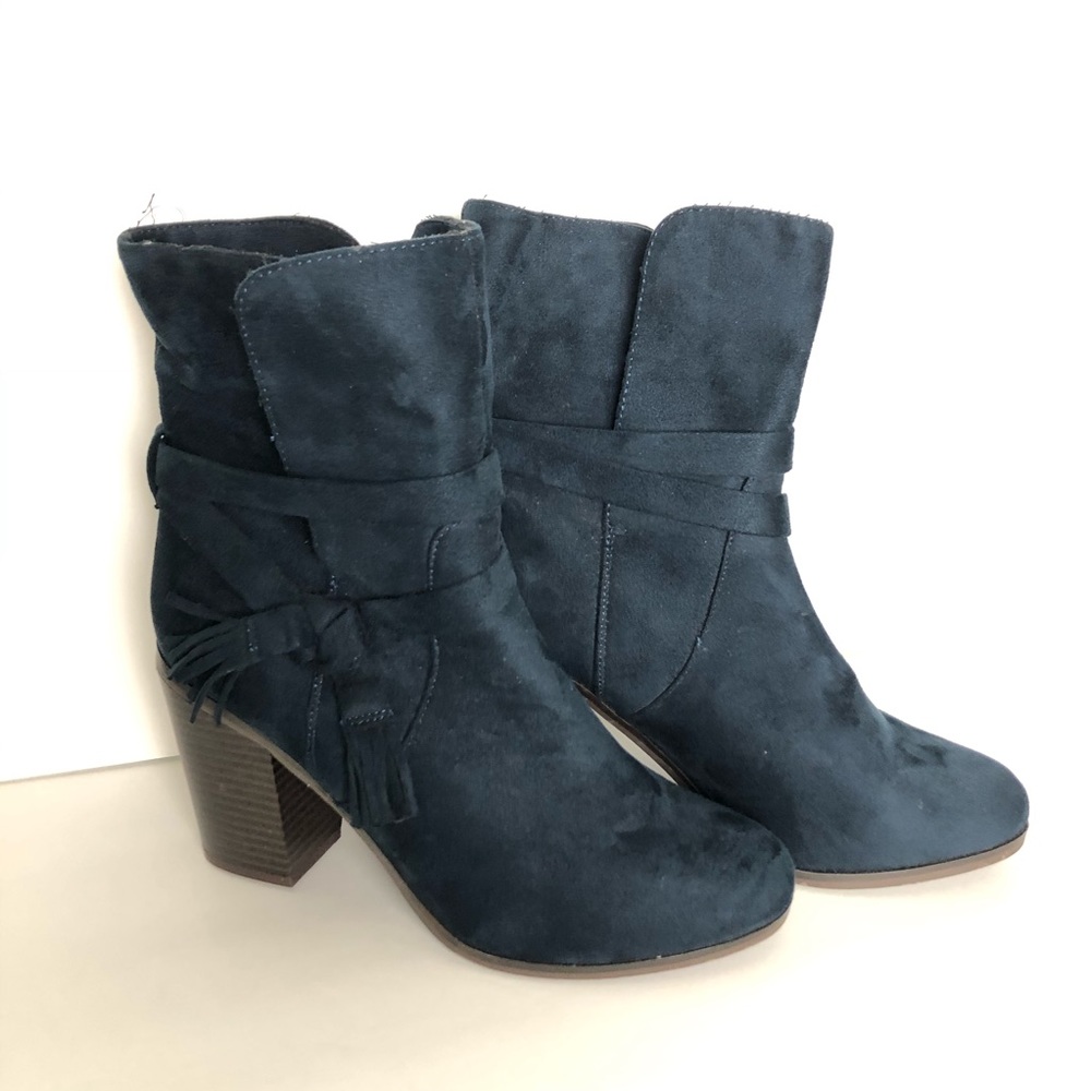 Parker & Sky Faux Suede Block Heel Booties Navy